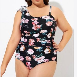 NWT Floral Swimsuit